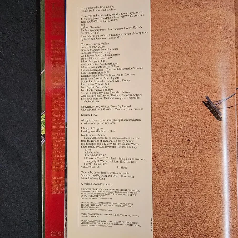 Thailand The Beautiful Cookbook Hardcover Authentic Recipes‎ from this Region